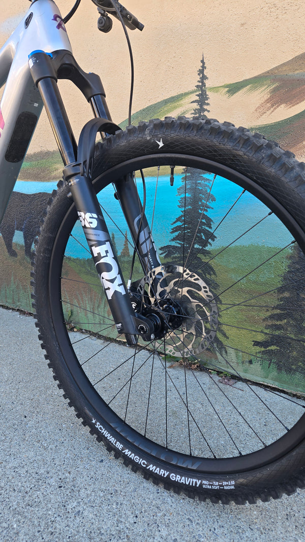 2026 Amflow PL Carbon Medium