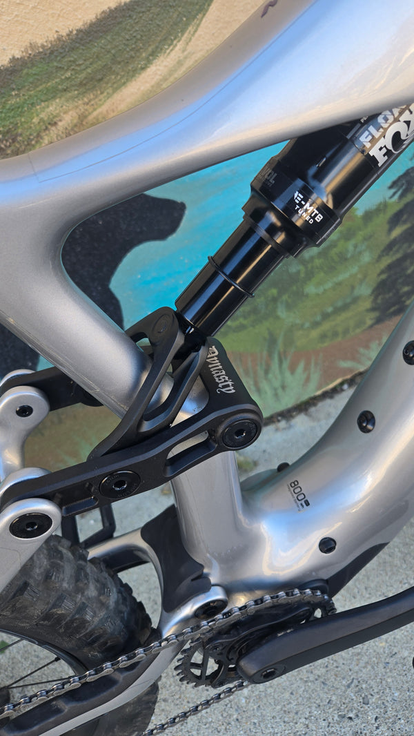 2026 Amflow PL Carbon Medium
