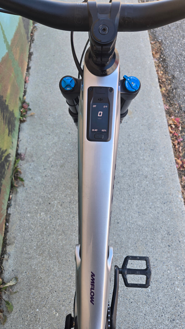 2026 Amflow PL Carbon Medium